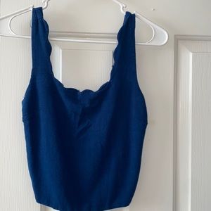 Cute cropped blue tank